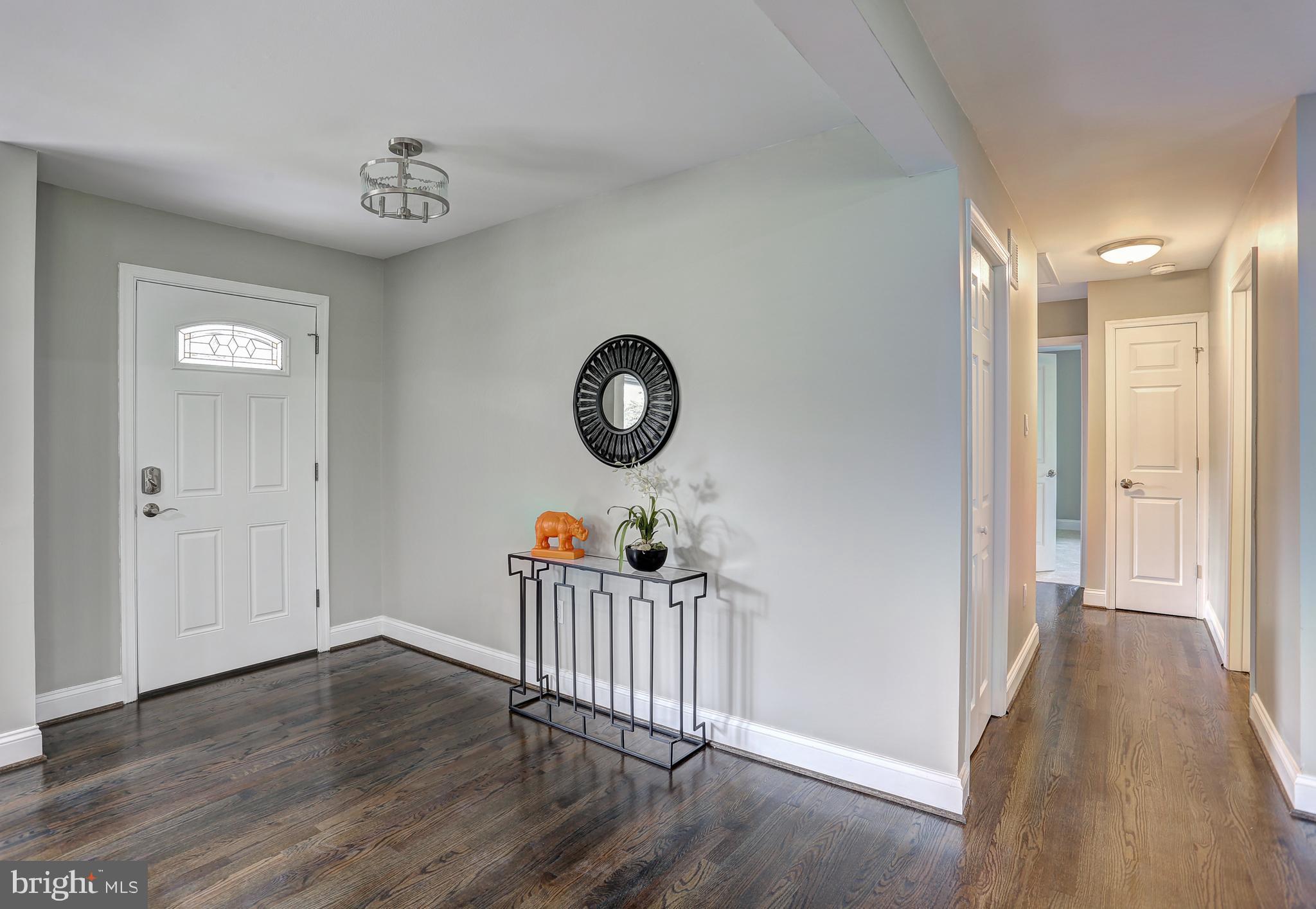 13649 Highland Road Clarksville, MD 21029 - Photo 6 of 56 ENTRY FOYER LEADING TOWARDS BEDROOMS