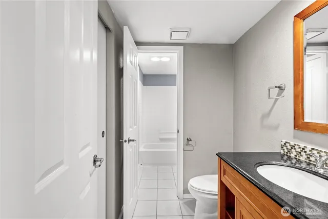 $315,000 | 1321 South Puget Drive, Unit E15, Renton, WA 98055