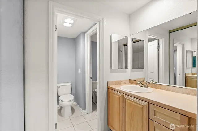 $315,000 | 1321 South Puget Drive, Unit E15, Renton, WA 98055