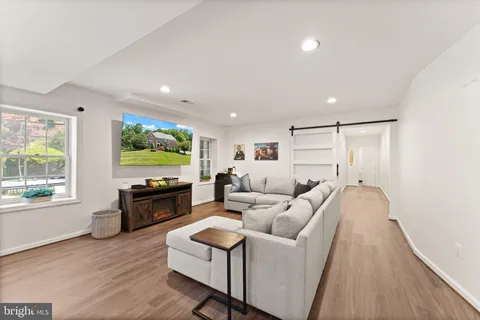 $2,175,000 | 511 Nalls Dairy Court, Great Falls, VA 22066