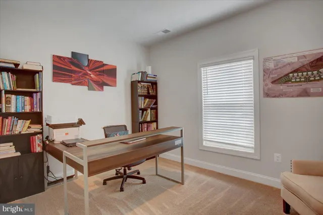 $2,300 | 18732 Ballantyne Way, Hagerstown, MD 21740