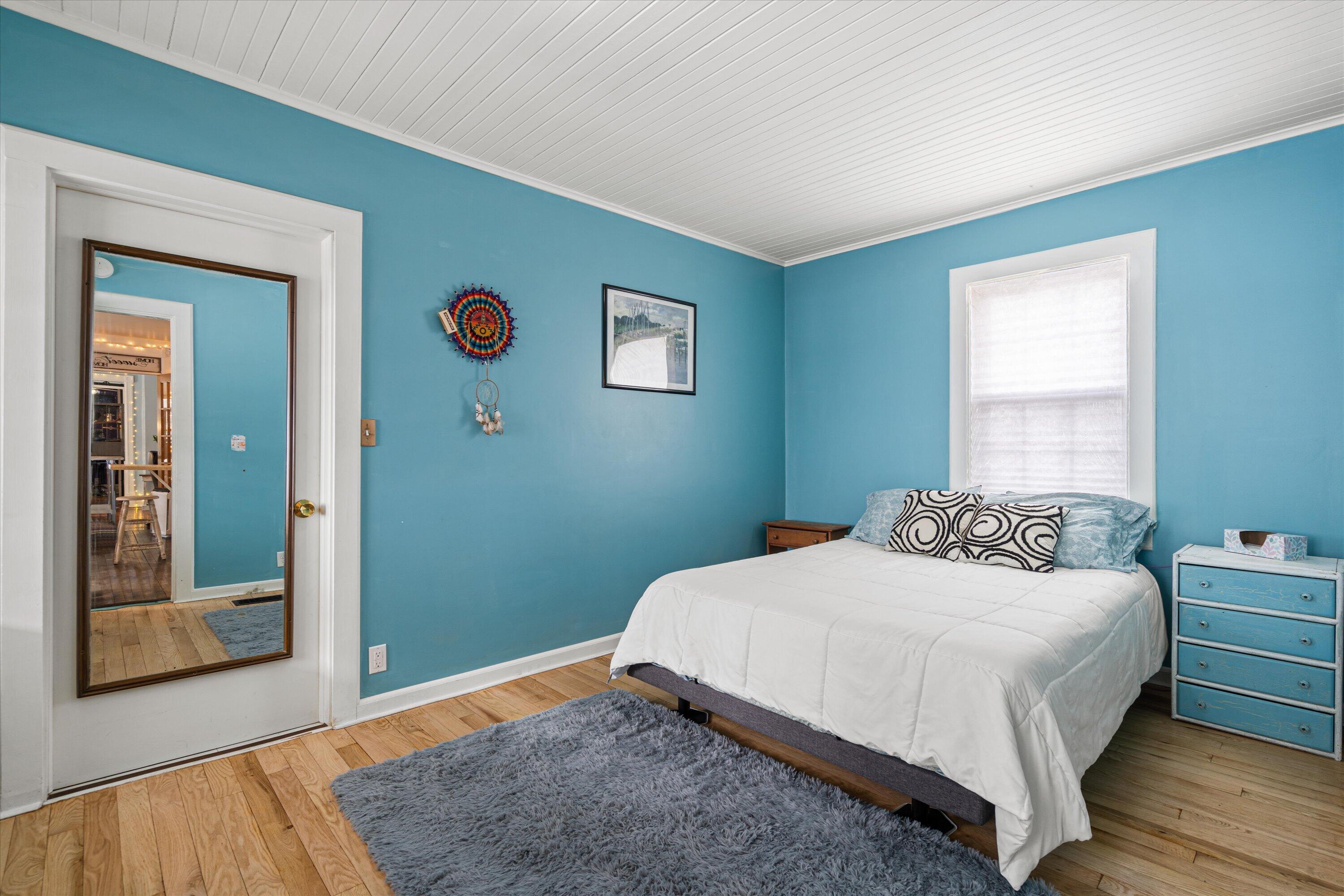 820 North 8th Street Manitowoc, WI 54220 - Photo 19 of 33 Master Bedoom