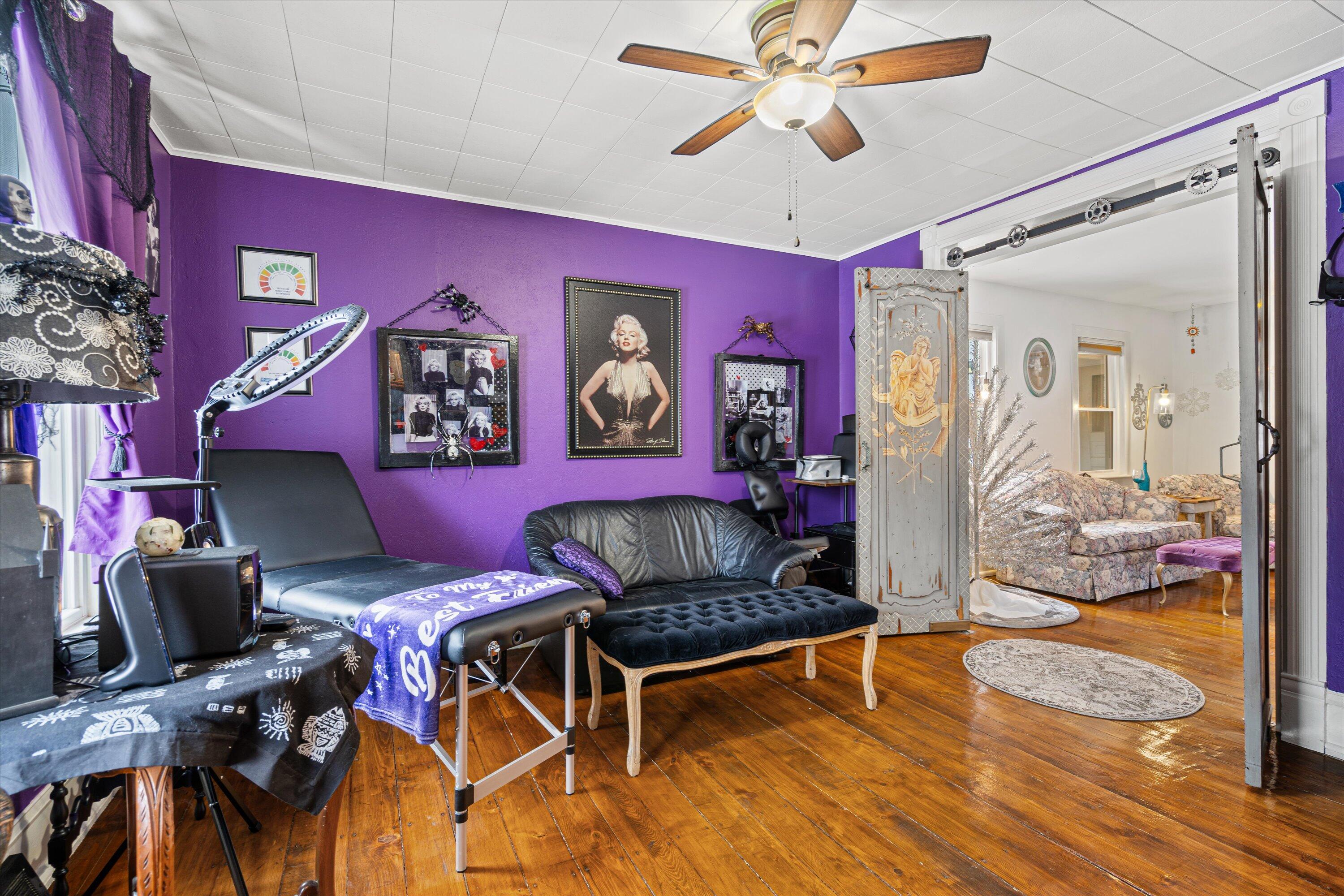 820 North 8th Street Manitowoc, WI 54220 - Photo 4 of 33 Family Room