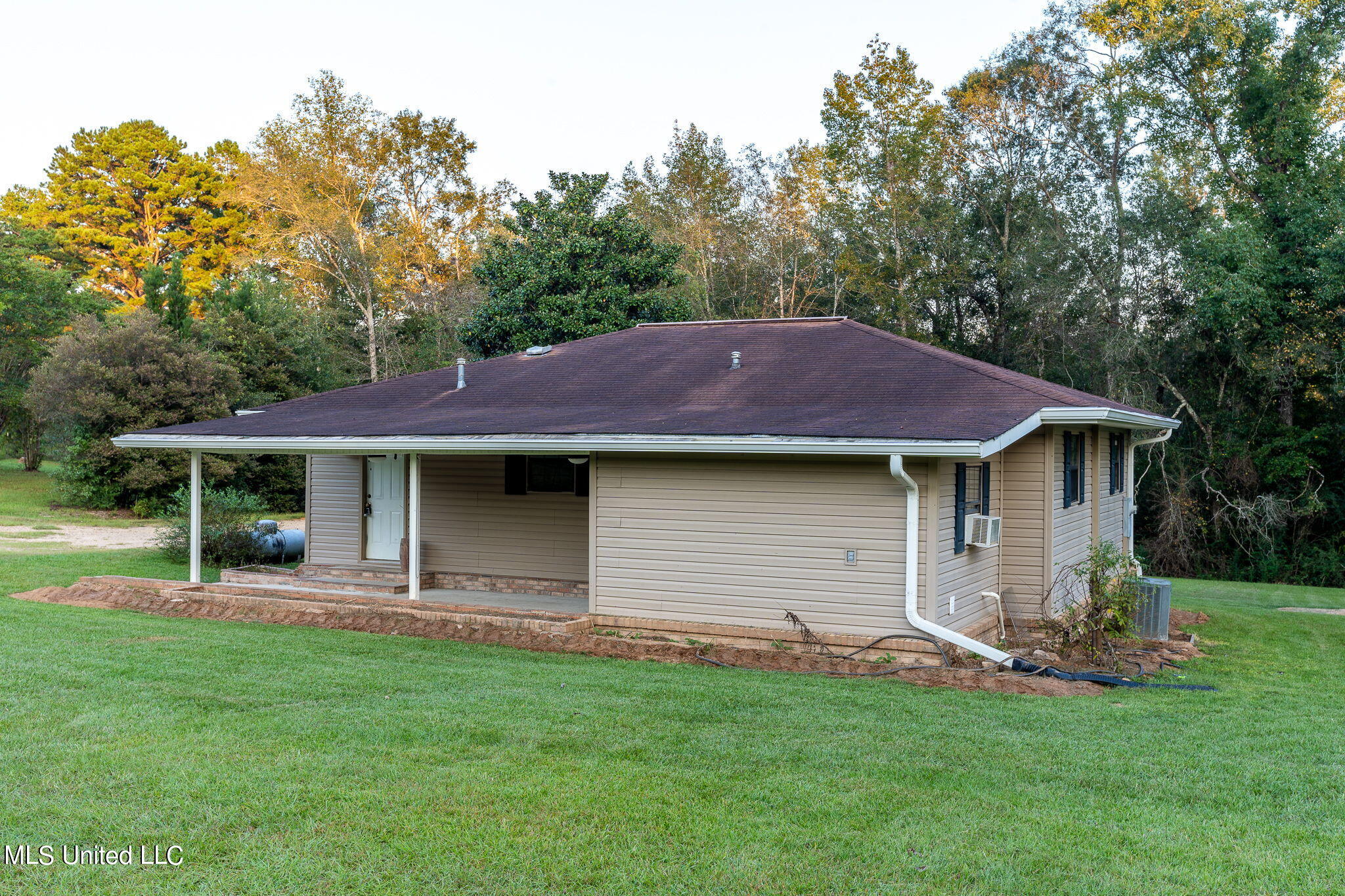 1585 Lovewell Road Richton, MS 39476 - Photo 23 of 30 3 Exterior (5 of 5)