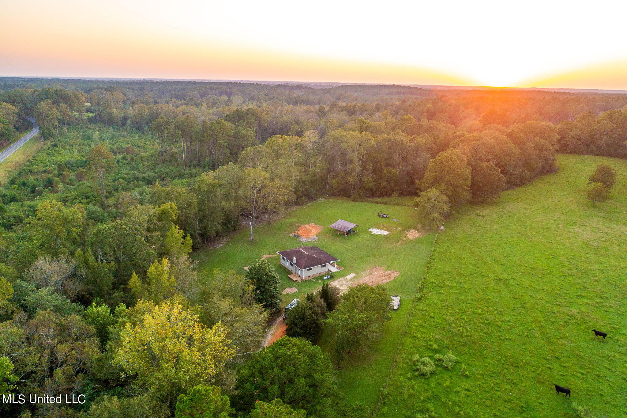 1585 Lovewell Road Richton, MS 39476 - Photo 26 of 30 4 Drone View (3 of 7)