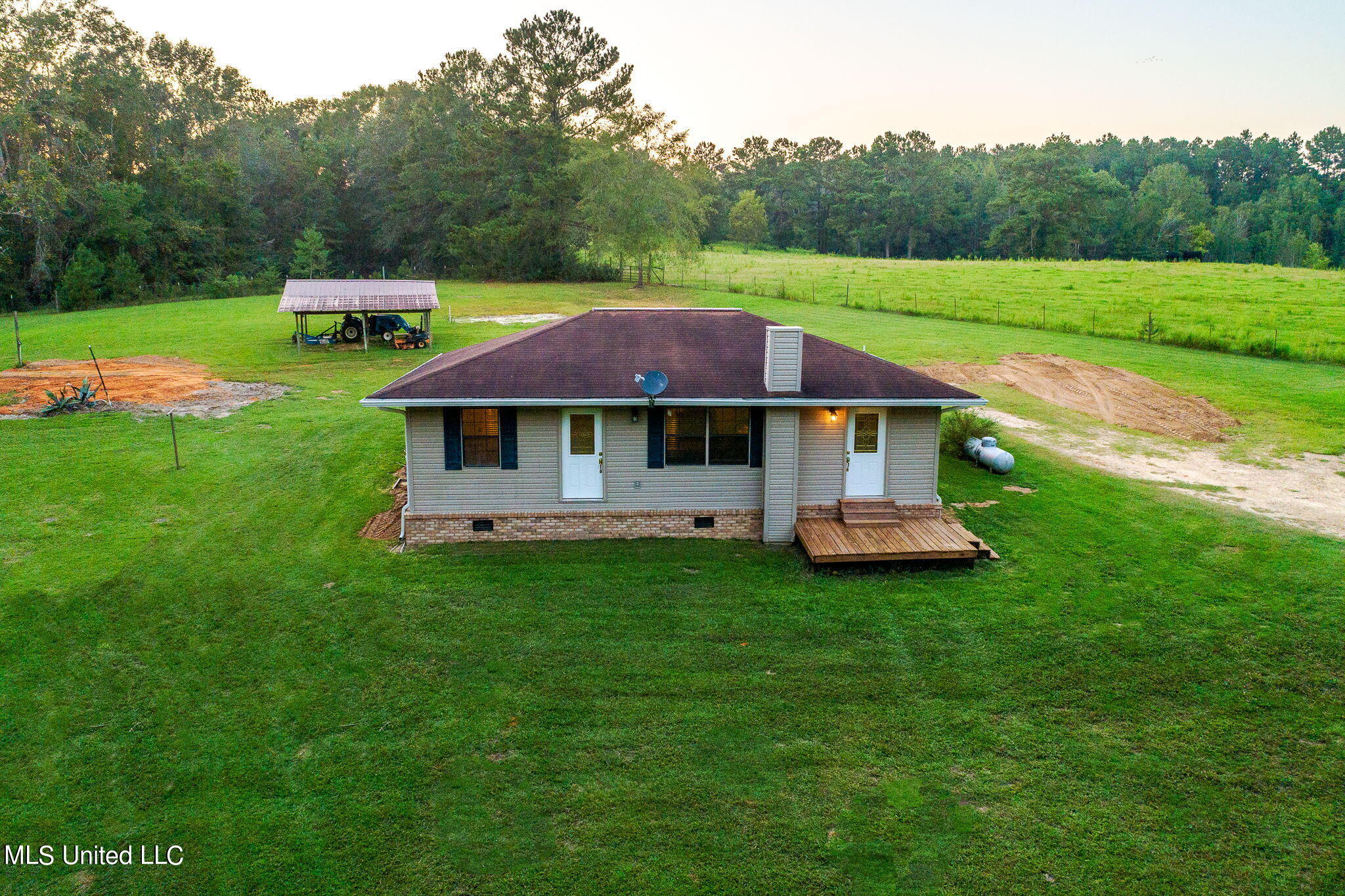 1585 Lovewell Road Richton, MS 39476 - Photo 30 of 30 4 Drone View (7 of 7)
