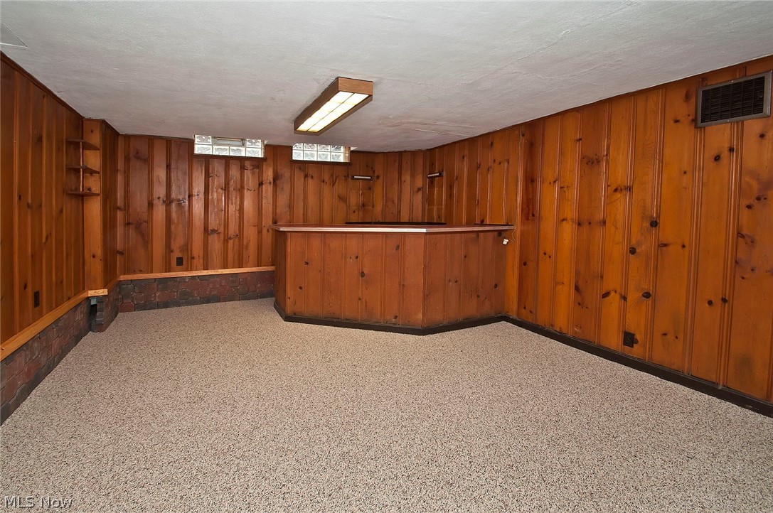 3627 Bainbridge Road Cleveland Heights, OH 44118 - Photo 15 of 21