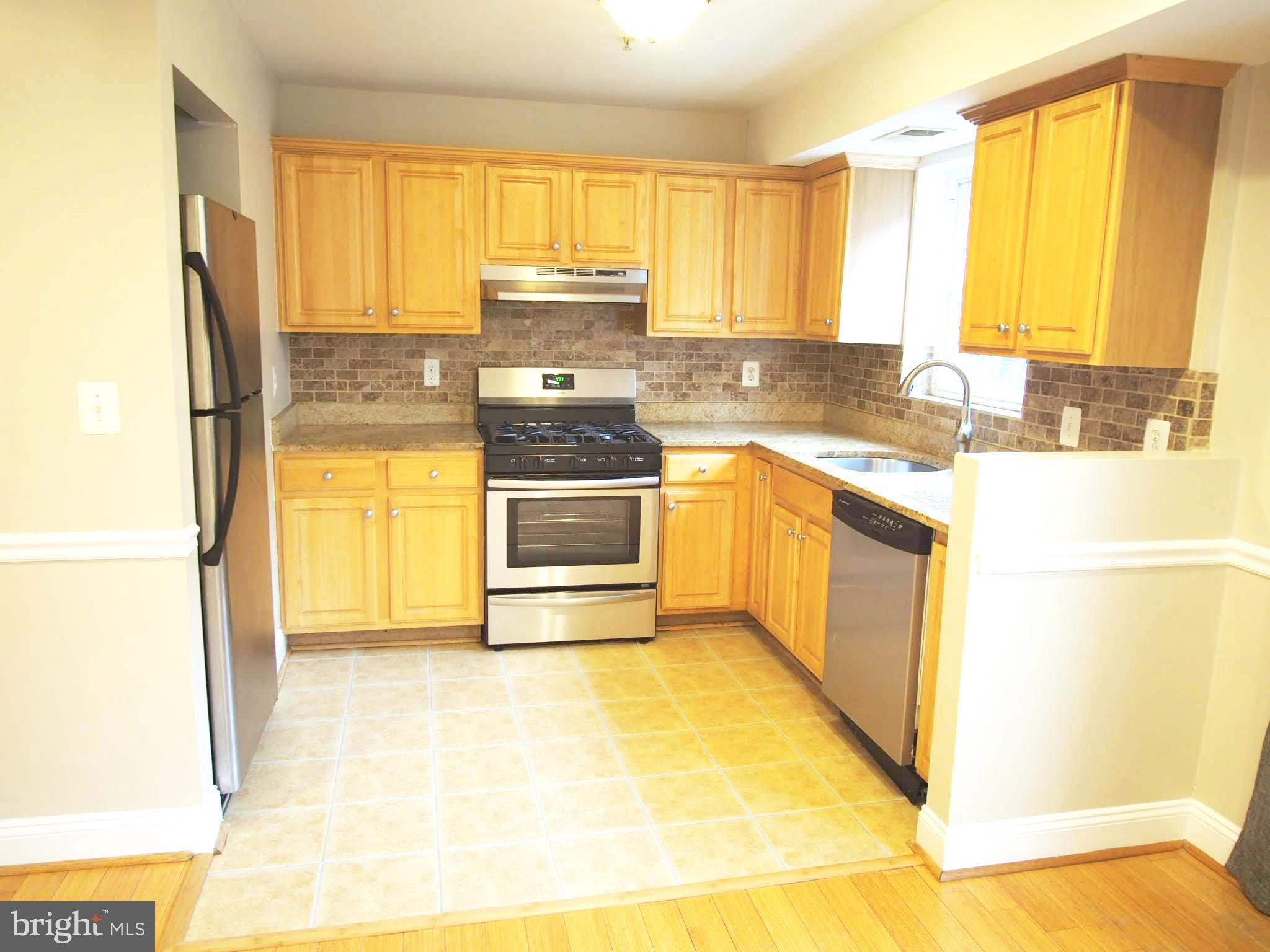 4724 Benning Road Southeast, Unit 301 Washington, DC 20019 - Photo 3 of 16
