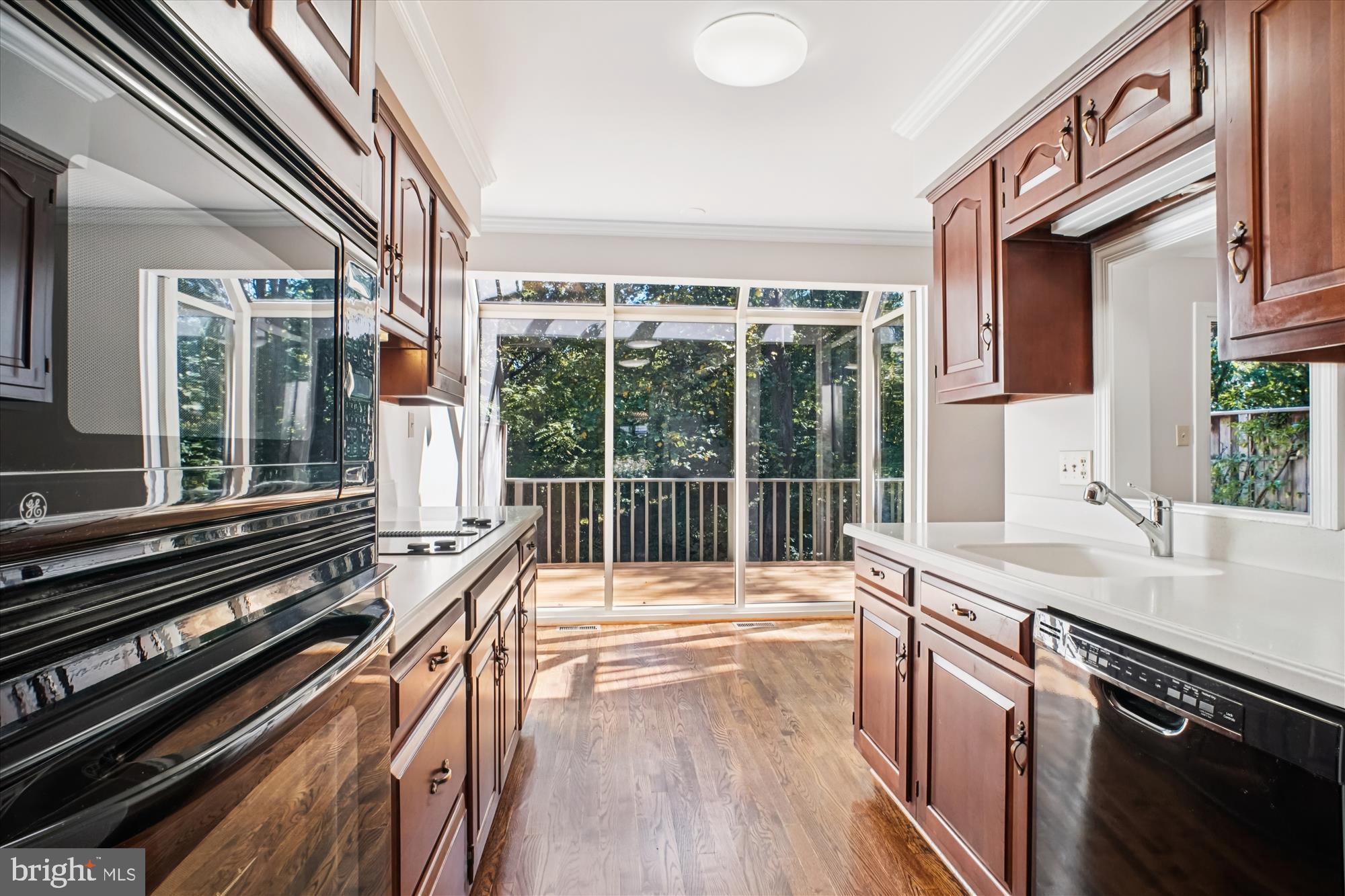 2697 Marcey Road Arlington, VA 22207 - Photo 14 of 64 a view of a balcony with chairs