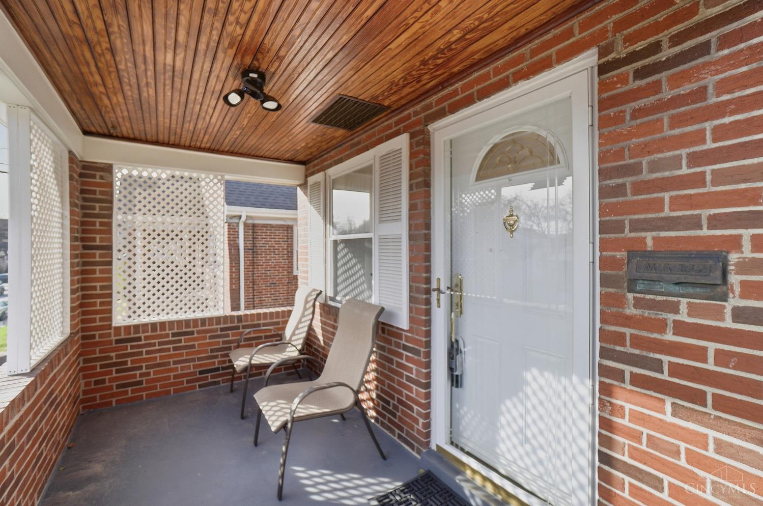4515 Camberwell Road Cincinnati, OH 45209 - Photo 3 of 42