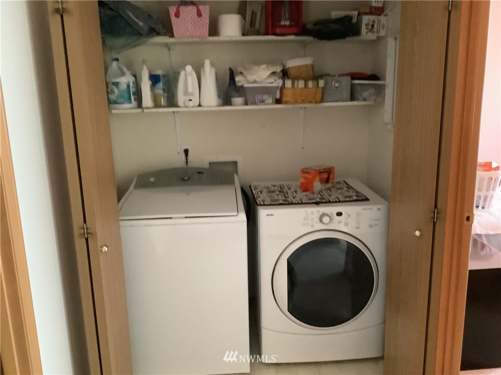9323 180th Way Southwest Rochester, WA 98579 - Photo 25 of 33 a utility room with dryer and washer