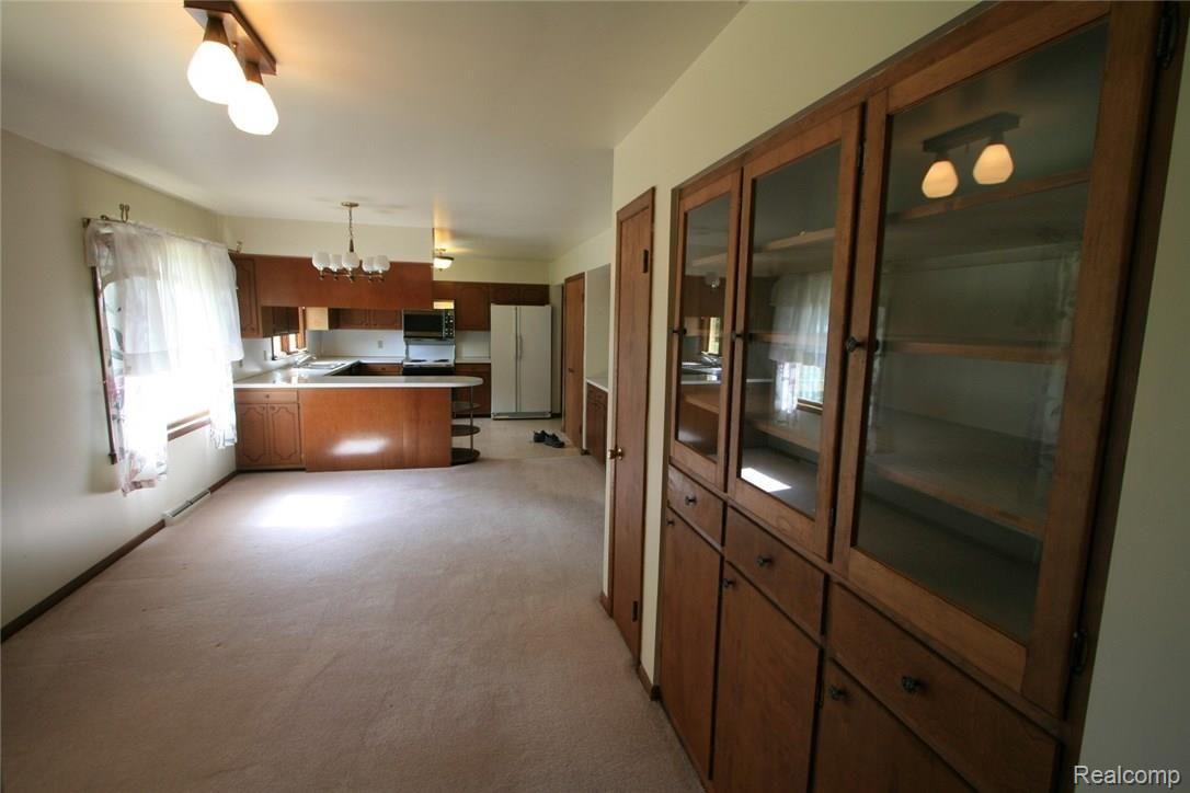10377 Center Road Fenton, MI 48430 - Photo 14 of 31 IMG_7191 (Large).JPG