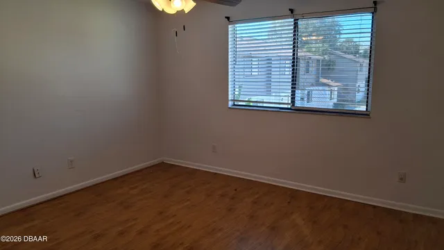 $1,545 | 196 West Sandalwood Court, Daytona Beach, FL 32119