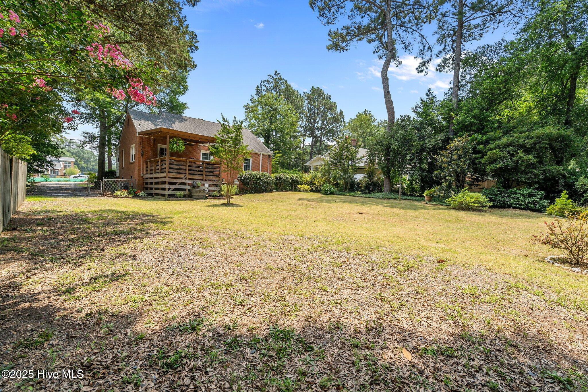 805 North Chestnut Street Aberdeen, NC 28315 - Photo 35 of 50 37c