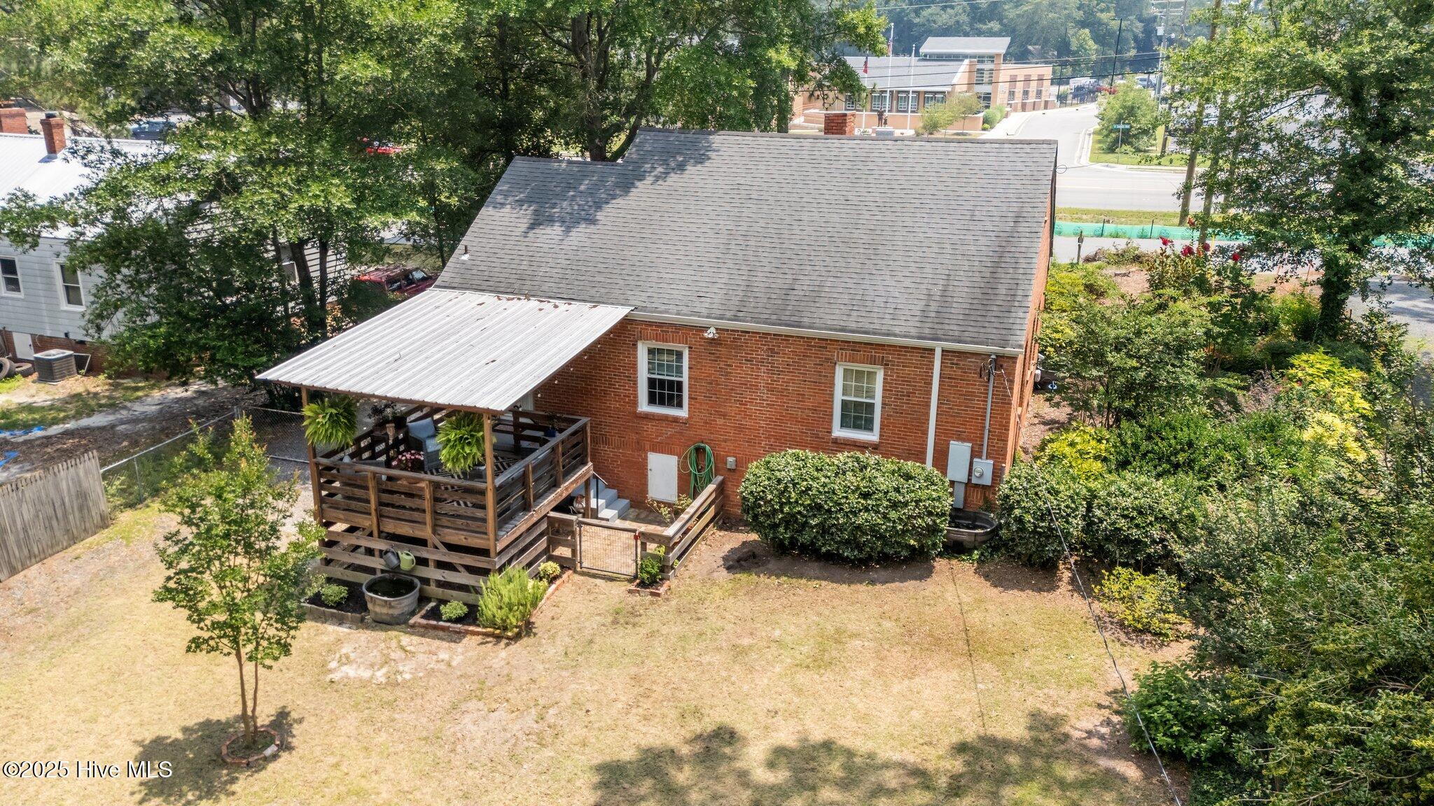 805 North Chestnut Street Aberdeen, NC 28315 - Photo 47 of 50 58c