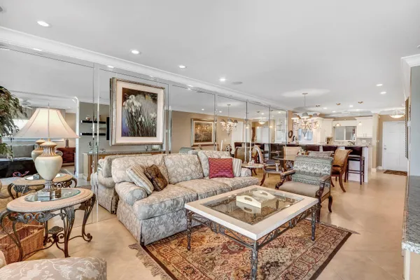 $3,000 | 1199 Hillsboro Mile, Unit 237, Hillsboro Beach, FL 33064