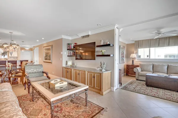 $3,000 | 1199 Hillsboro Mile, Unit 237, Hillsboro Beach, FL 33064