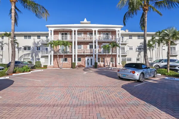 $3,000 | 1199 Hillsboro Mile, Unit 237, Hillsboro Beach, FL 33064
