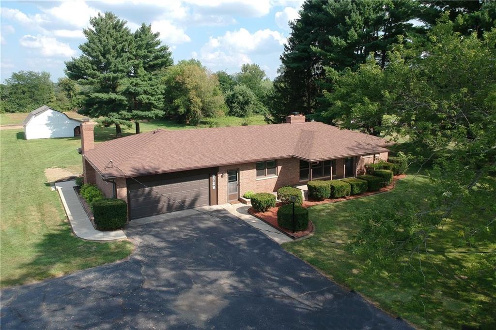 8729 Cox Road Indianapolis, IN 46221 - Photo 3 of 49