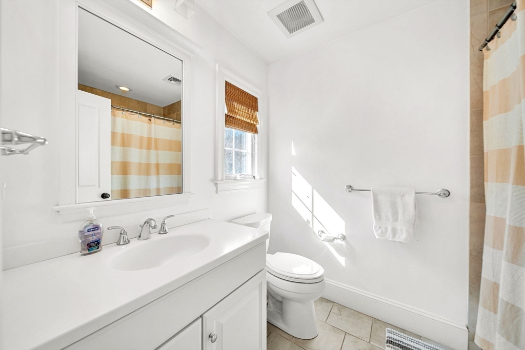 27 Garrison Road Wellesley, MA 02482 - Photo 23 of 32