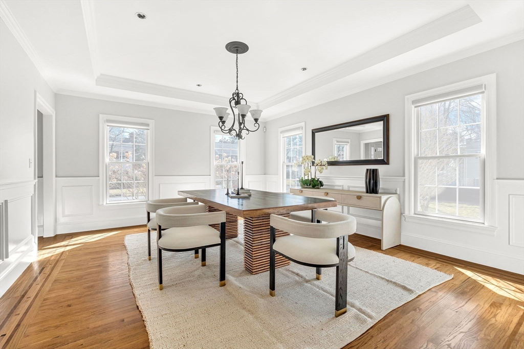 27 Garrison Road Wellesley, MA 02482 - Photo 6 of 32