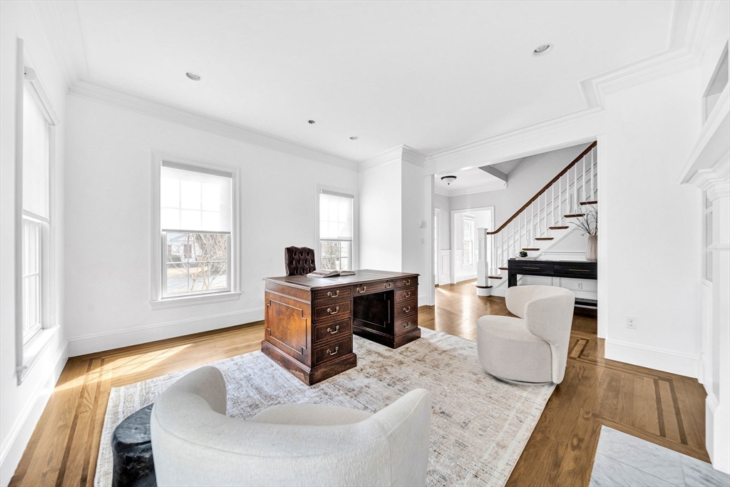 27 Garrison Road Wellesley, MA 02482 - Photo 8 of 32