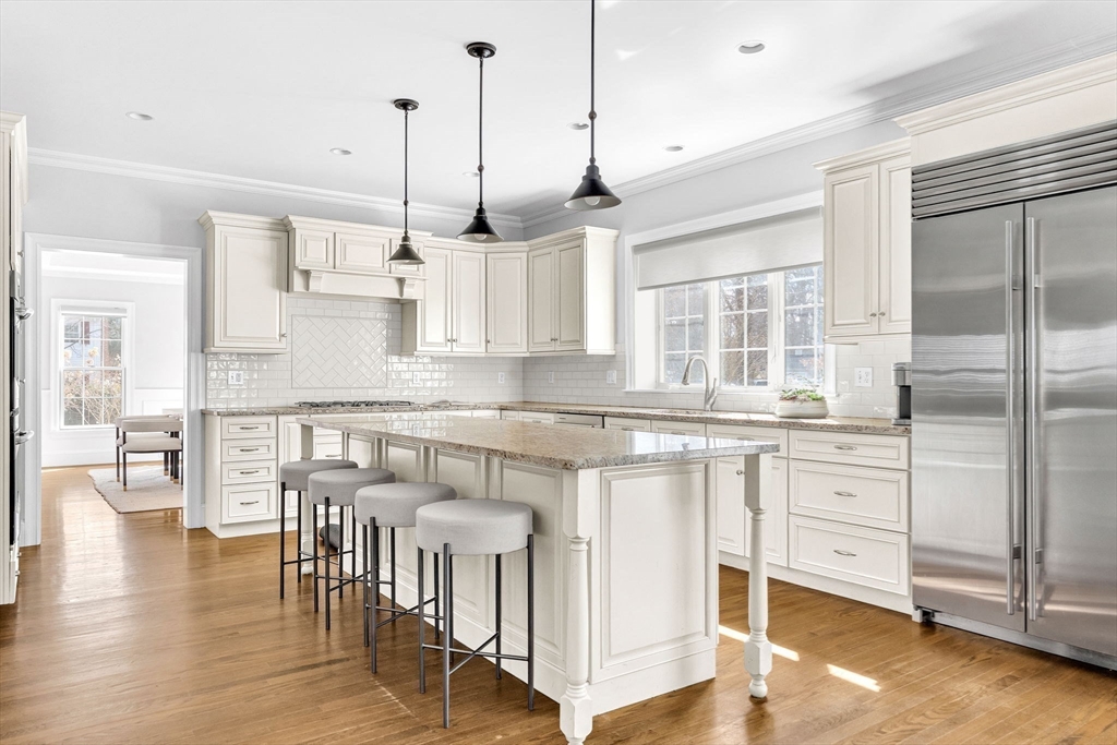 27 Garrison Road Wellesley, MA 02482 - Photo 10 of 32