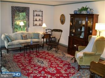 522 Cedar Hill Road Ambler, PA 19002 - Photo 4 of 12 Living Room