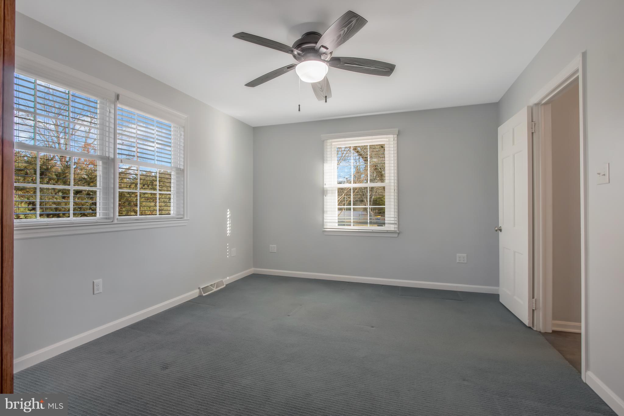 310 Apple Road Newark, DE 19711 - Photo 13 of 32 Main Floor Bedroom/Office Option