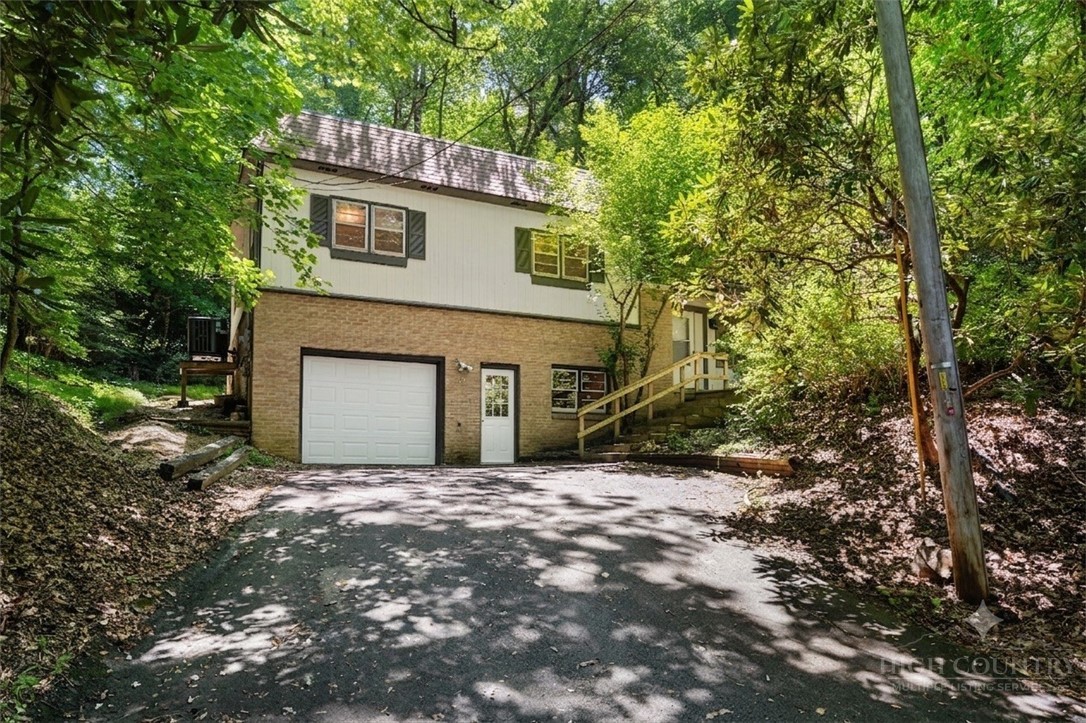 121 Horseshoe Drive Boone, NC 28607 - Photo 30 of 34