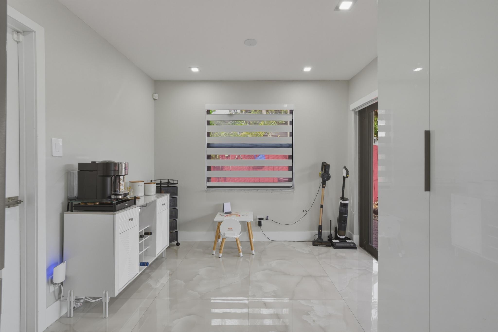 4841 Northwest 19th Street Lauderhill, FL 33313 - Photo 11 of 21 4841 Breakfast Nook 1
