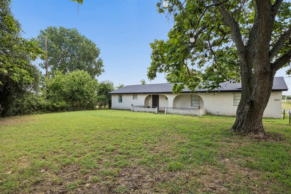 7971 Peden Road Azle, TX 76020 - Photo 14 of 26