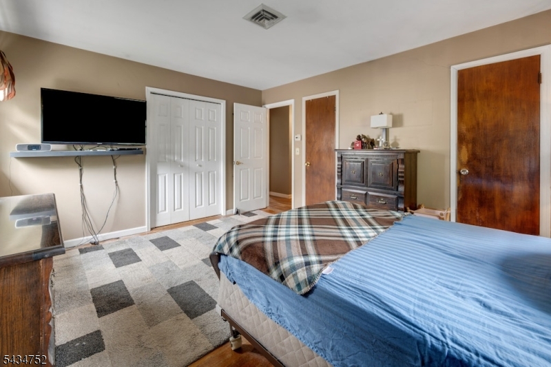 185 Ratzer Road Wayne, NJ 07470 - Photo 29 of 36