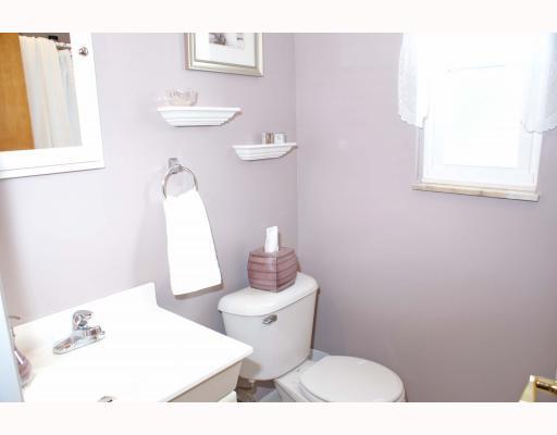 428 Ridgemont Drive Pittsburgh, PA 15220 - Photo 12 of 18 Master Bath/Spa.