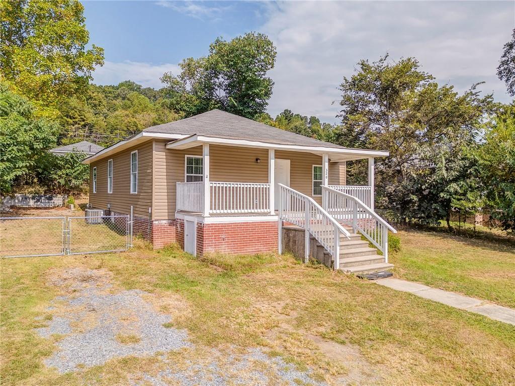 320 Shannon Circle Northeast Rome, GA 30161 - Photo 2 of 13
