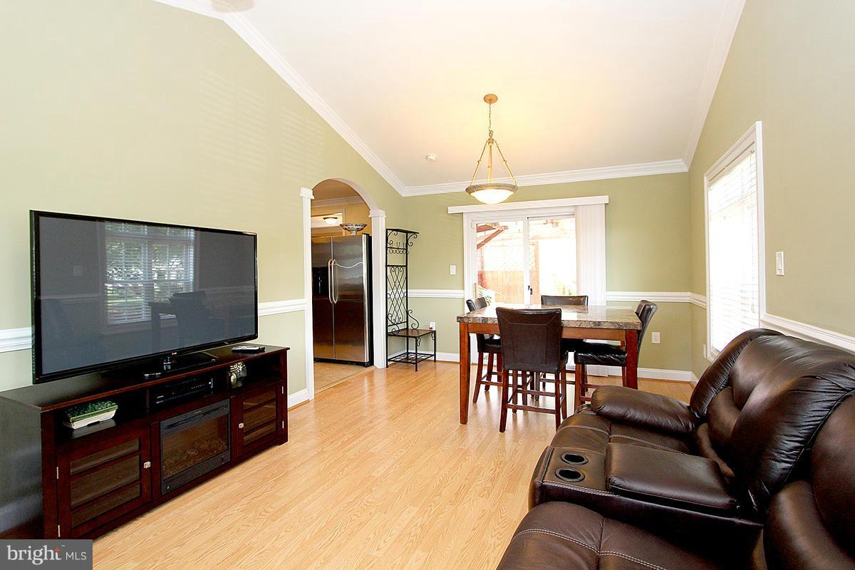 14201 Chesterfield Road Rockville, MD 20853 - Photo 13 of 29 Family Room