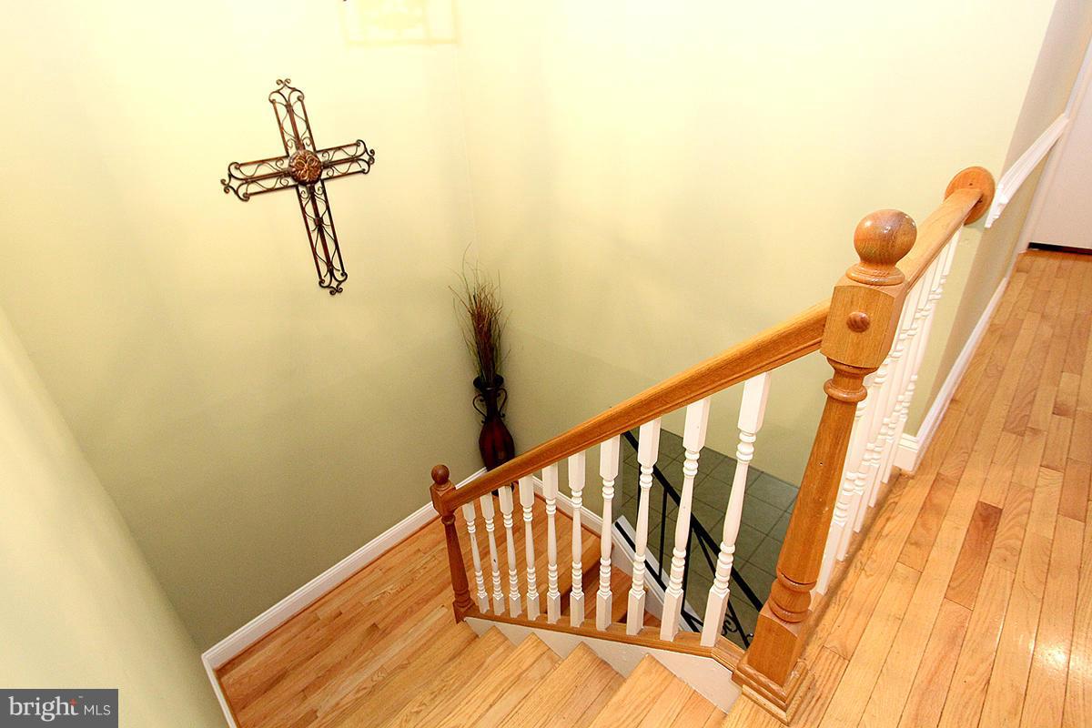 14201 Chesterfield Road Rockville, MD 20853 - Photo 20 of 29 Interior (General)