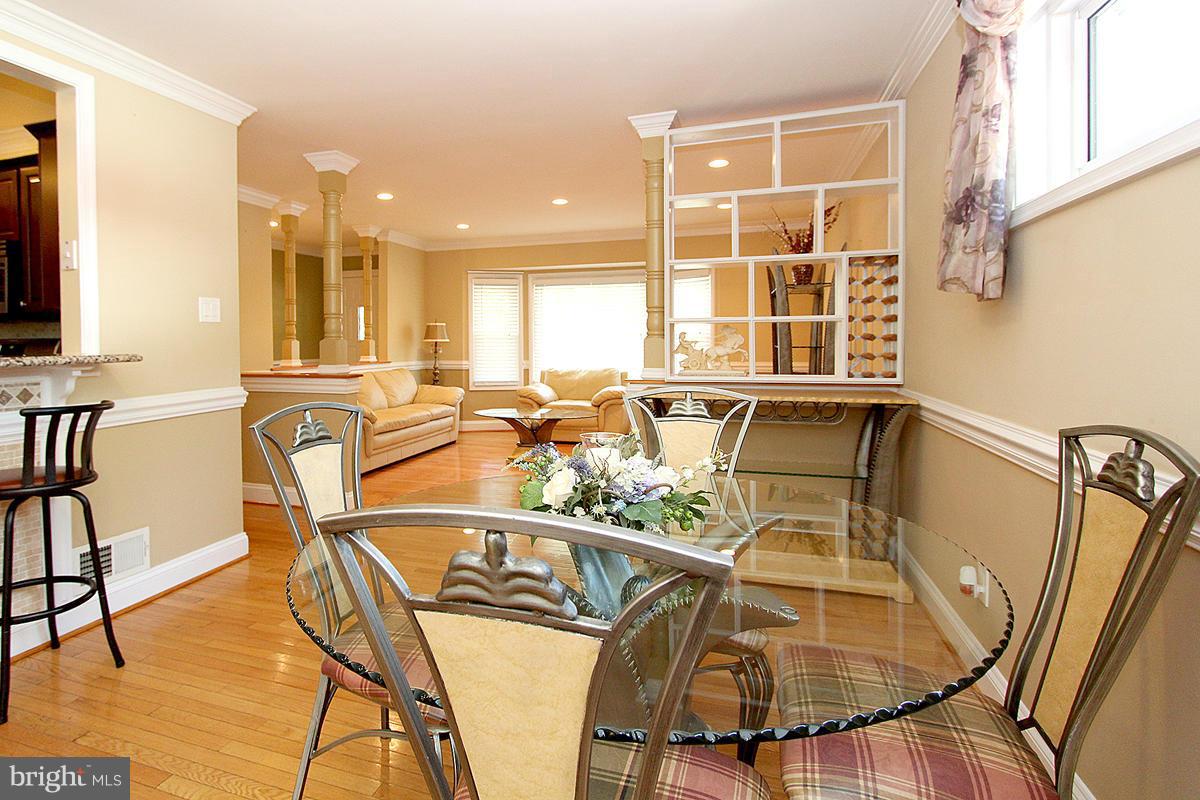 14201 Chesterfield Road Rockville, MD 20853 - Photo 8 of 29 Dining Room