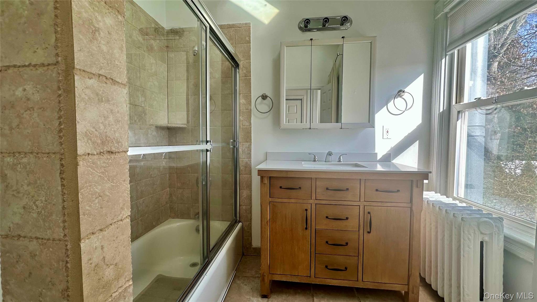 55 Davis Street, Unit 2 Locust Valley, NY 11560 - Photo 9 of 11