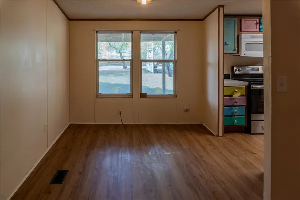 $210,000 | 112 Baldwin Avenue, Lake City, TX 78368