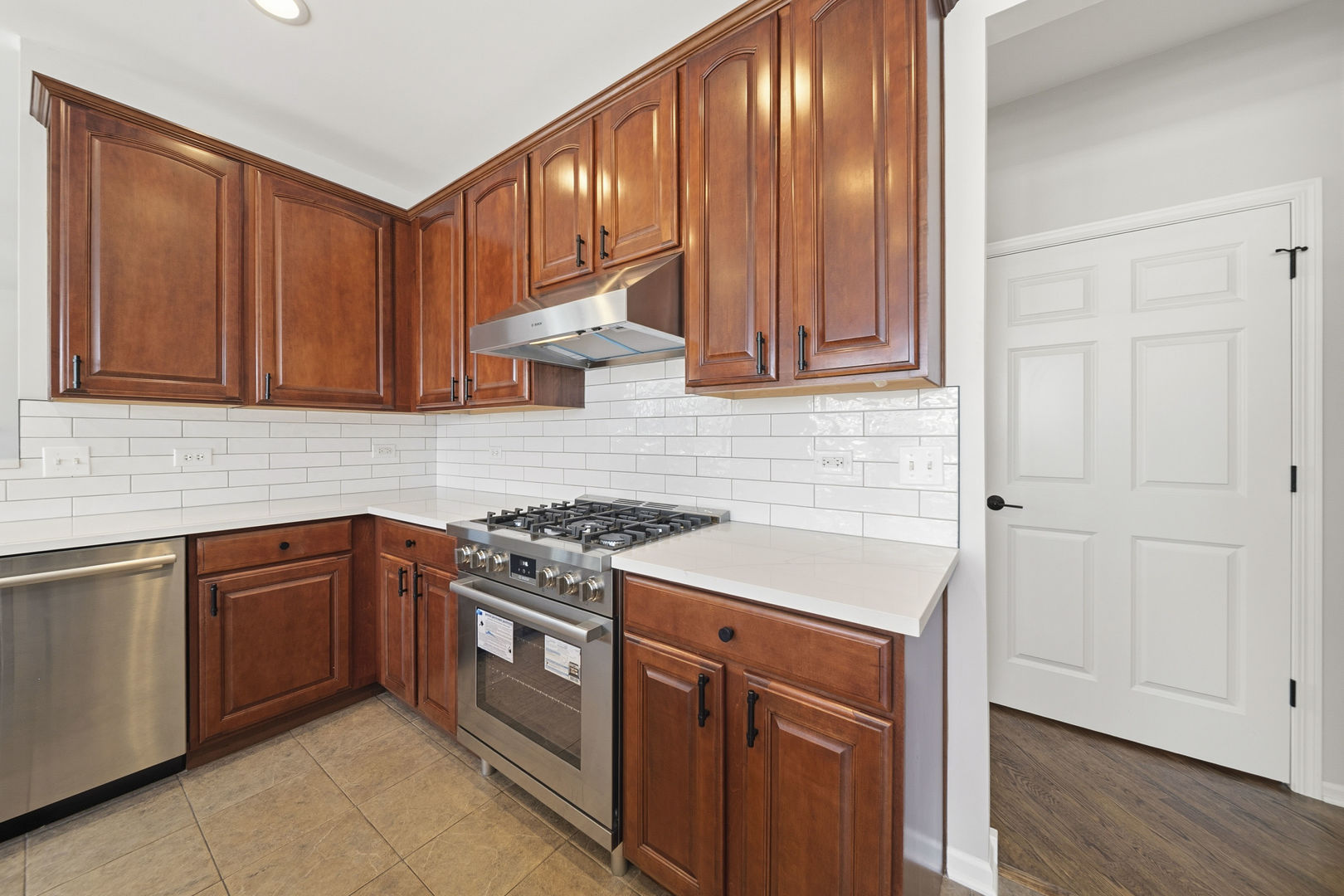 305 Chick Evans Street Bolingbrook, IL 60490 - Photo 11 of 37