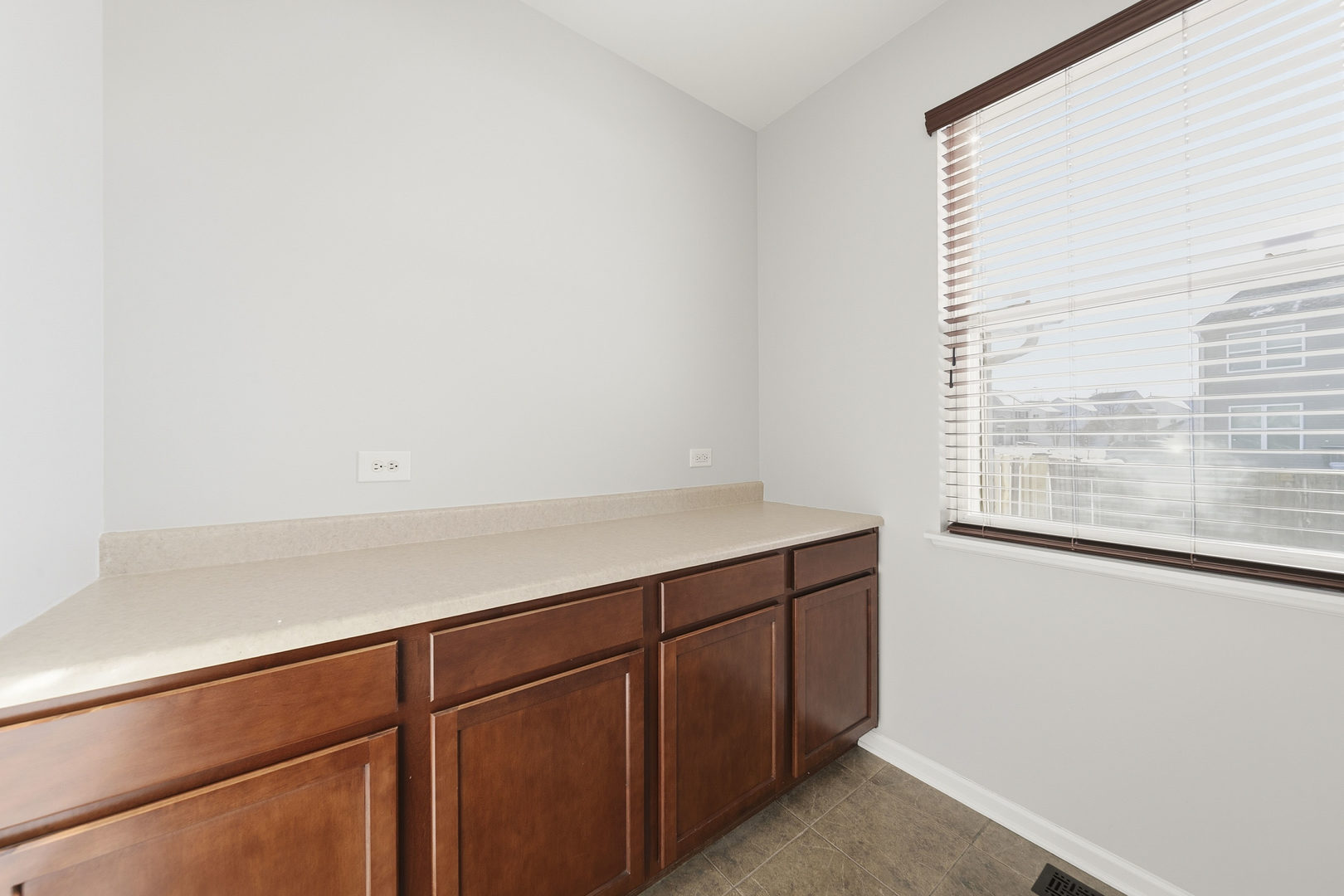 305 Chick Evans Street Bolingbrook, IL 60490 - Photo 32 of 37