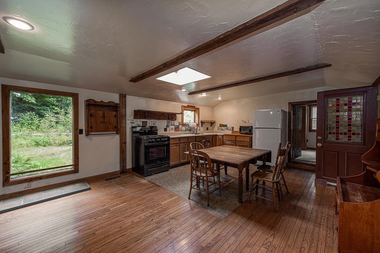 176 Waukeena Lake Road Danbury, NH 03230 - Photo 5 of 35 Gallery Image 5