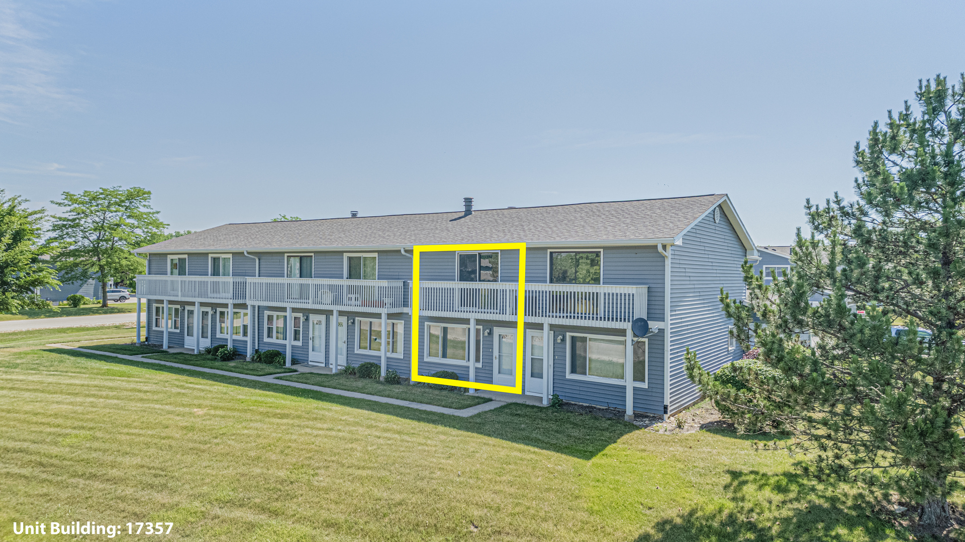 17357 Maple Lane Gurnee, IL 60031 - Photo 2 of 29