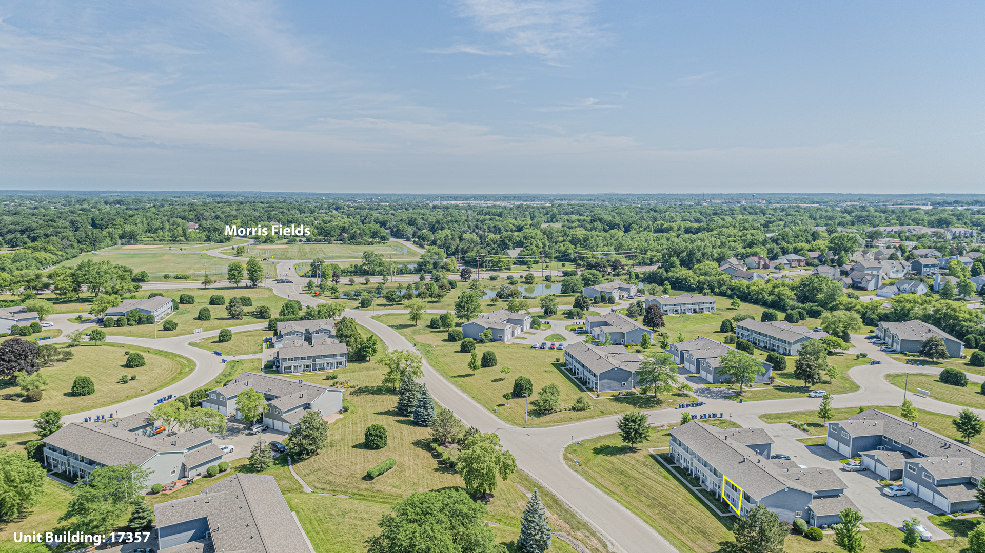 17357 Maple Lane Gurnee, IL 60031 - Photo 4 of 29