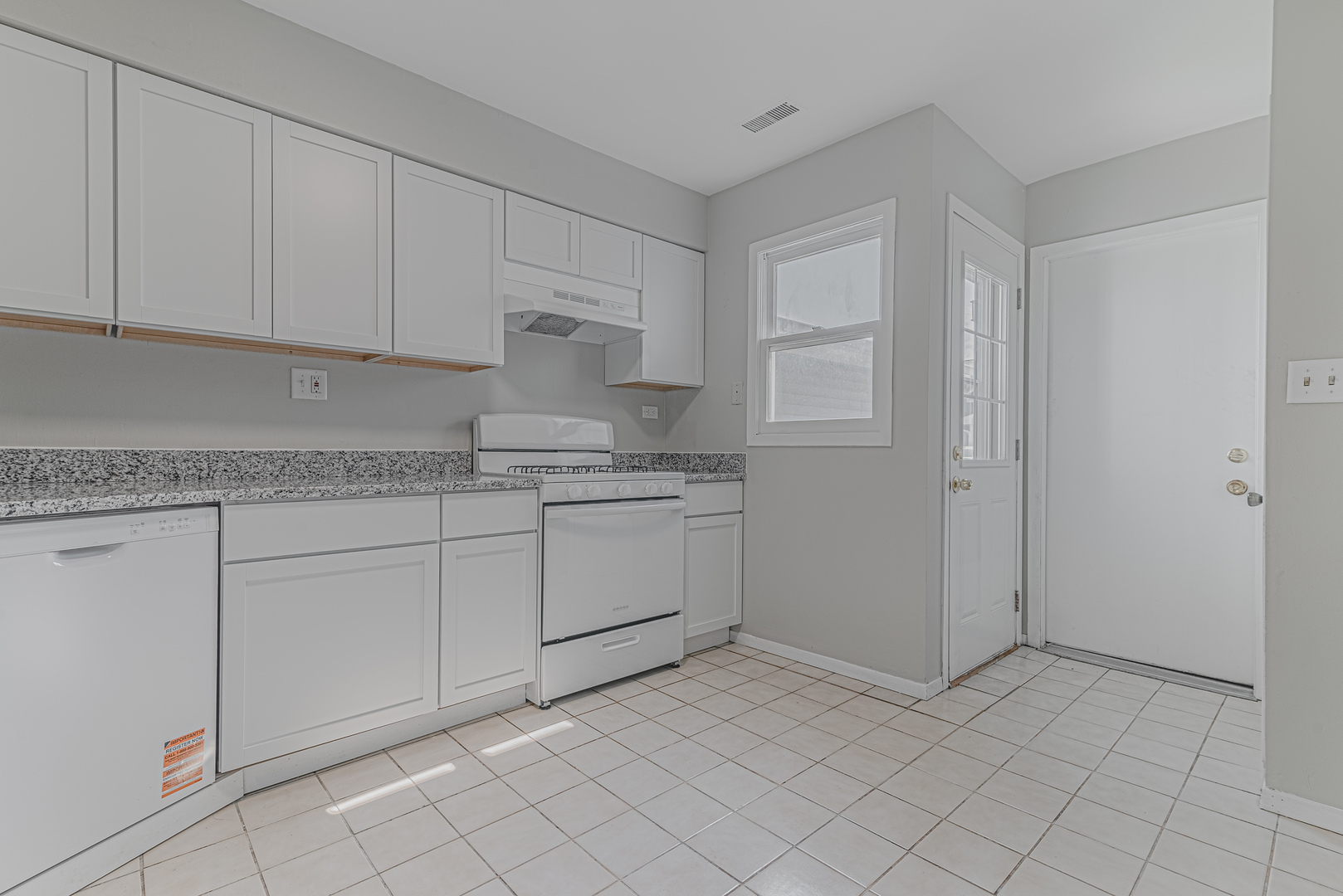 17357 Maple Lane Gurnee, IL 60031 - Photo 10 of 29