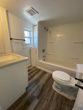 $119,900 | 1530 West Street, Emporia, KS 66801