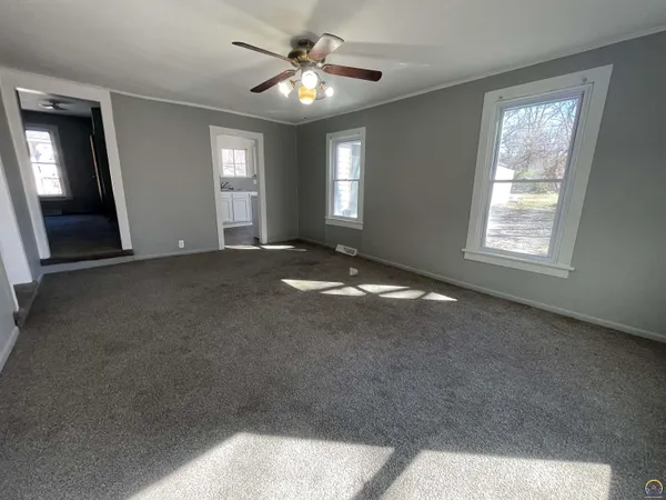 $119,900 | 1530 West Street, Emporia, KS 66801