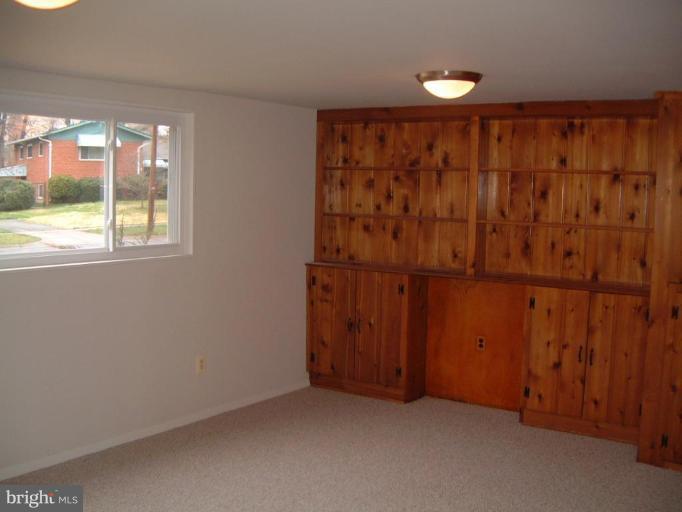 11505 Yates Street Silver Spring, MD 20902 - Photo 13 of 18 Spacious lower level above grade family room.