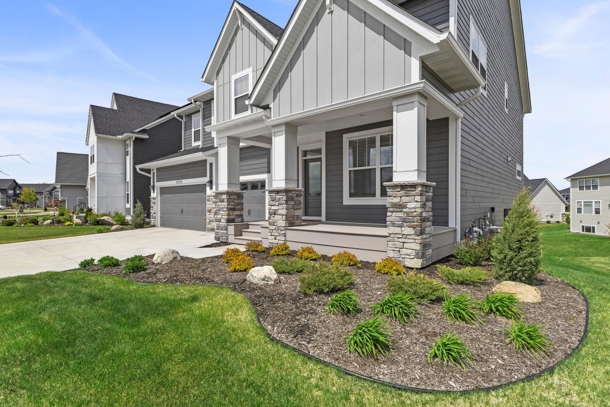 10122 Shadyview Lane North Maple Grove, MN 55311 - Photo 4 of 53